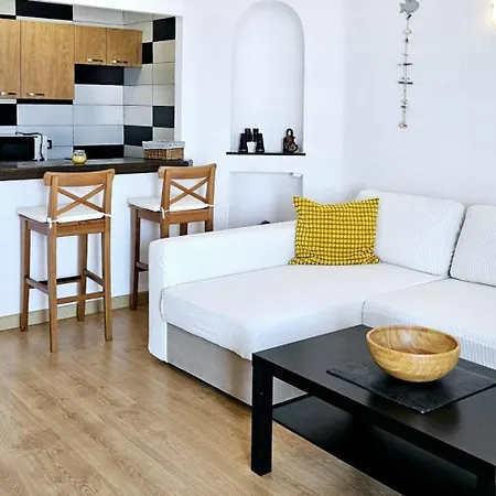 Primavera Sea View Apartman *